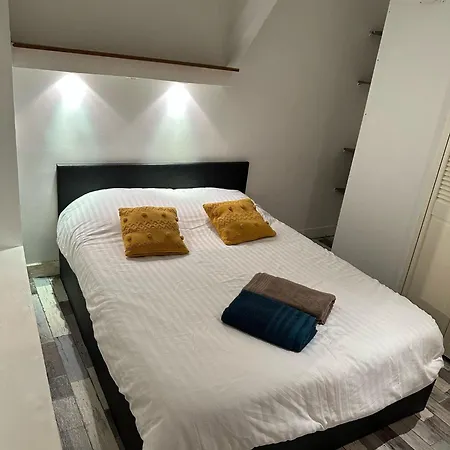 Romantique - Neaspace Vieux Appartement *